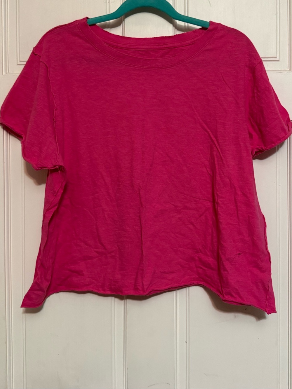 Anthropologie-Maeve Bright Fuchsia Short Sleeve Crew Tee